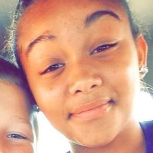 Meet your Posher, Elijah